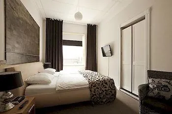 Hotel Auberge Nassau Bed & Breakfast